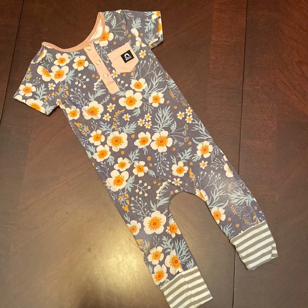 RAGS to Raches Marigold Floral Romper Short Sleeve 6-12M